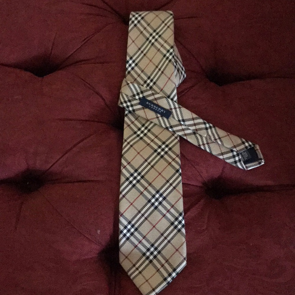 Burberry tie